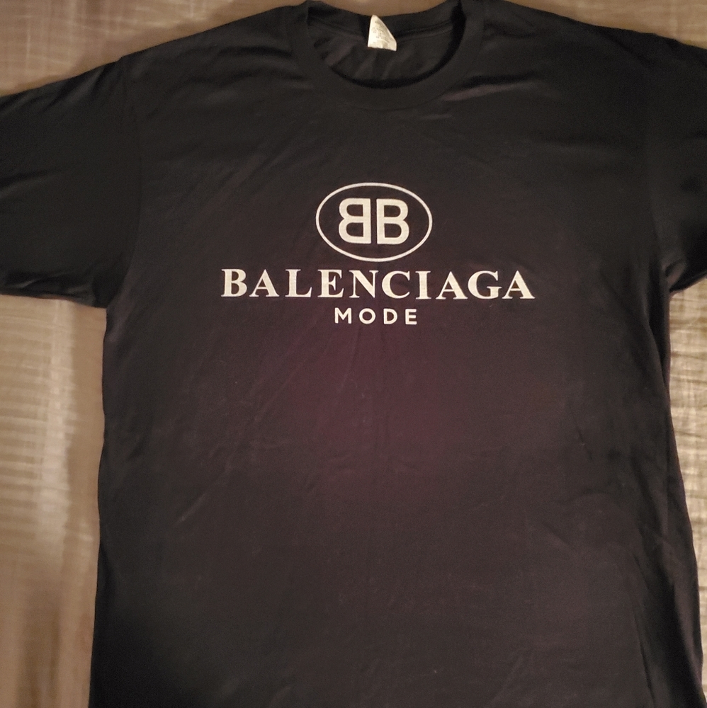 Gildan T-shirt